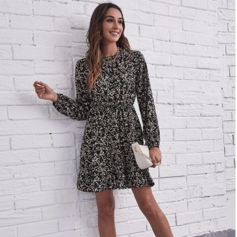 Tie Neck Ruffle Hem Ditsy Floral Dress